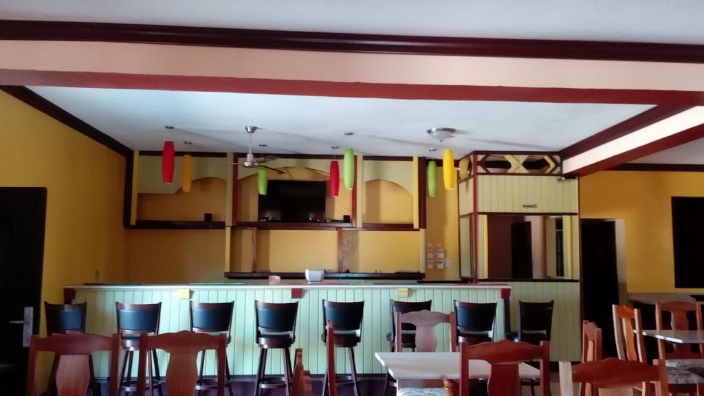 Hotel Tropik Leadonna Montego Bay Eksteriør billede