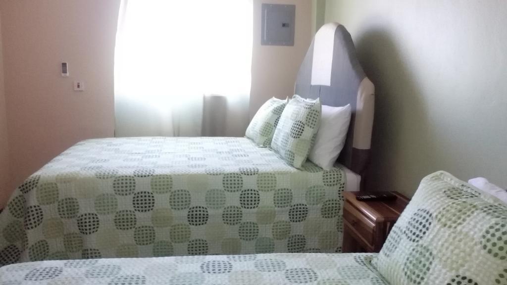 Hotel Tropik Leadonna Montego Bay Eksteriør billede